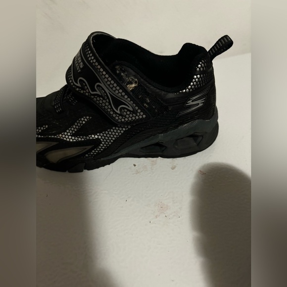 Kids sneakers - Picture 2 of 7